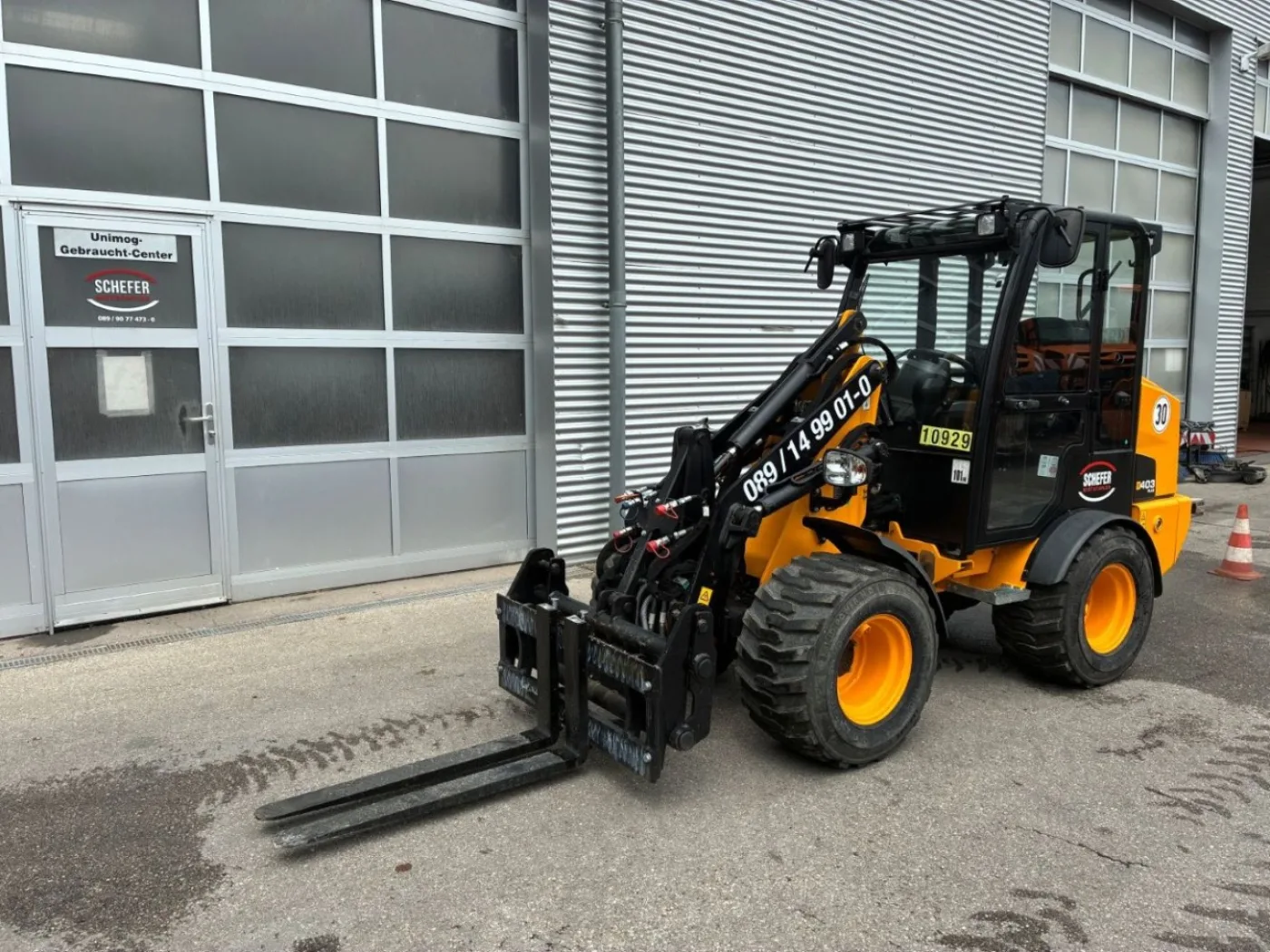 Frontstapler JCB 403 Plus (2023) - 1