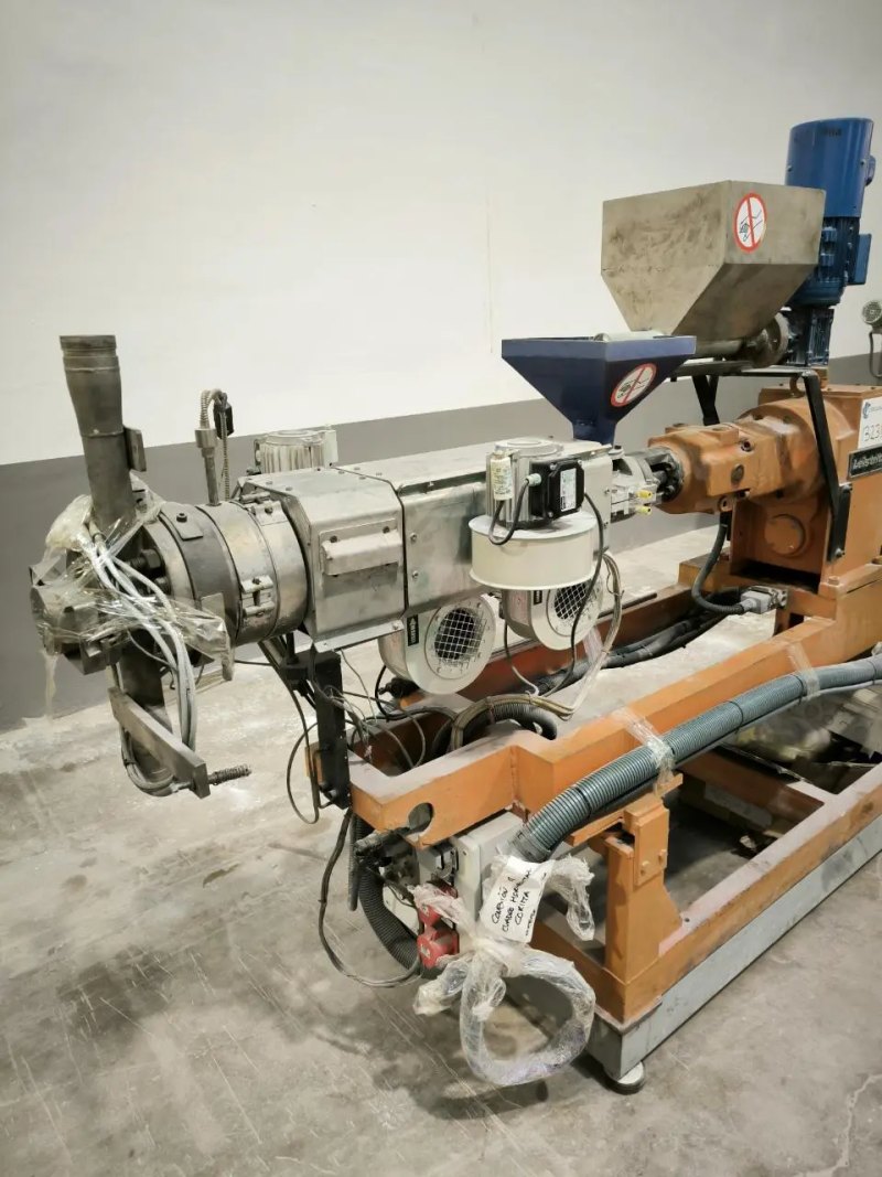 LEITRITZ EXTRUDER