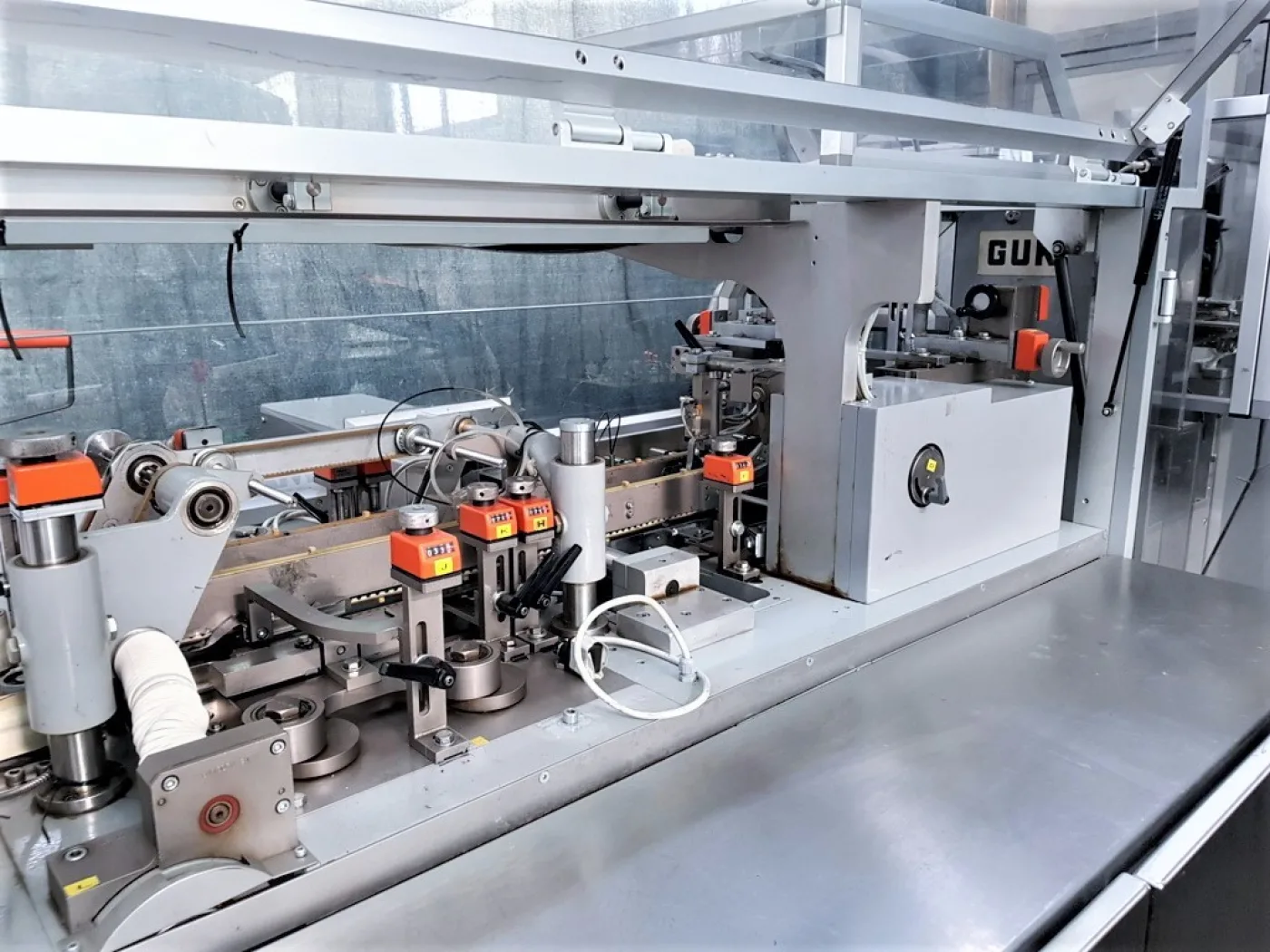 ASTUCCIATRICE ORIZZONTALE AUTOMATICA – IMA – MOD. K150/C - 6
