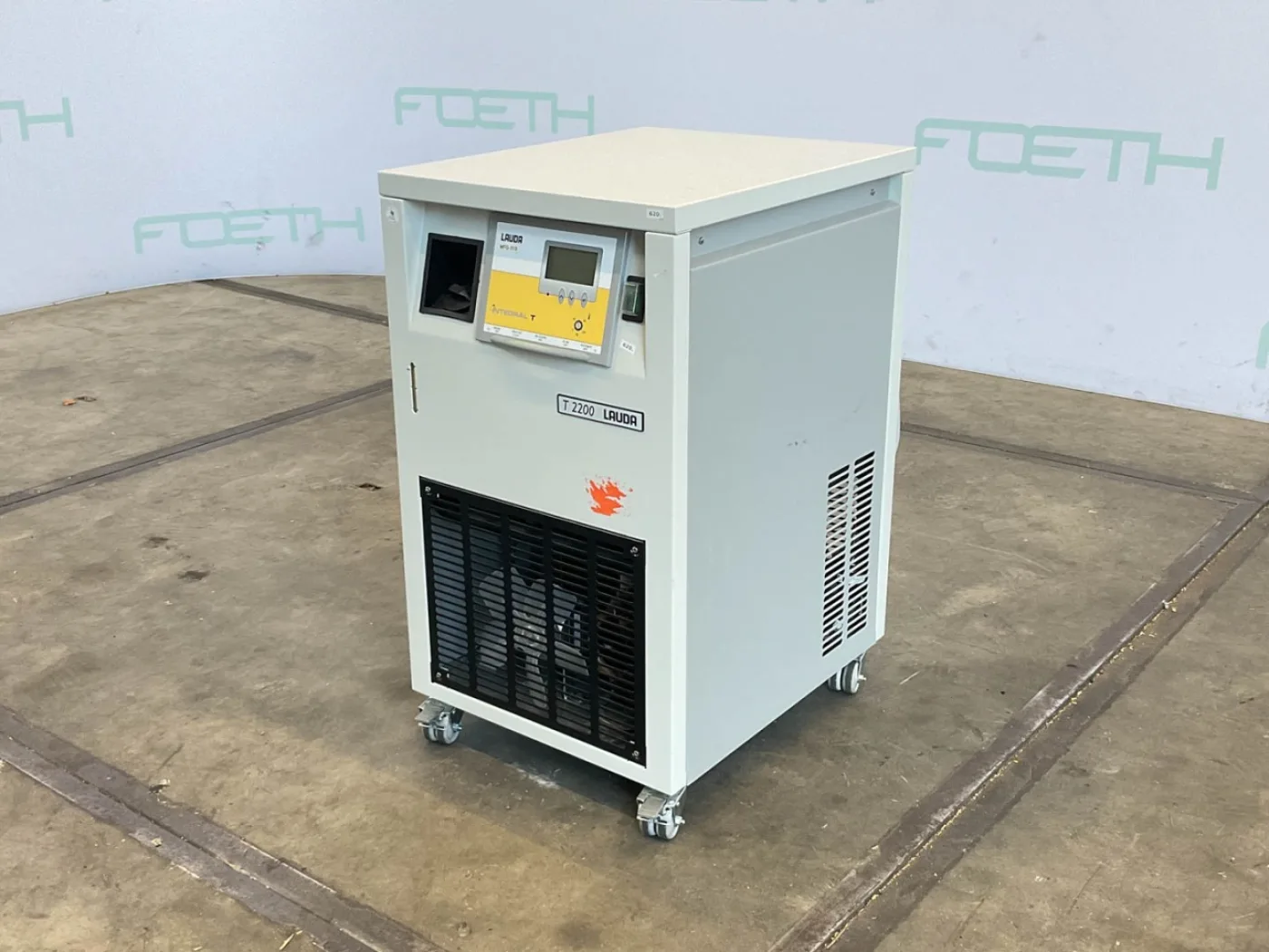 Lauda integral T2200W chiller - Temperature control unit - 5