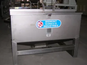 SERBATOIO ALIMENTATORE DI POLVERI SOVRAPPONIBILE – BSI – CONT. COMP. 200L