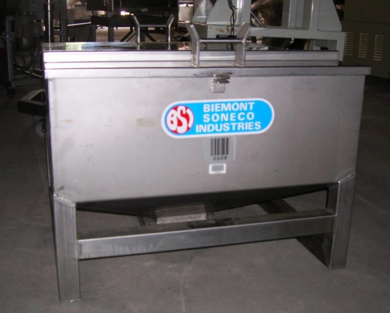 SERBATOIO ALIMENTATORE DI POLVERI SOVRAPPONIBILE – BSI – CONT. COMP. 200L