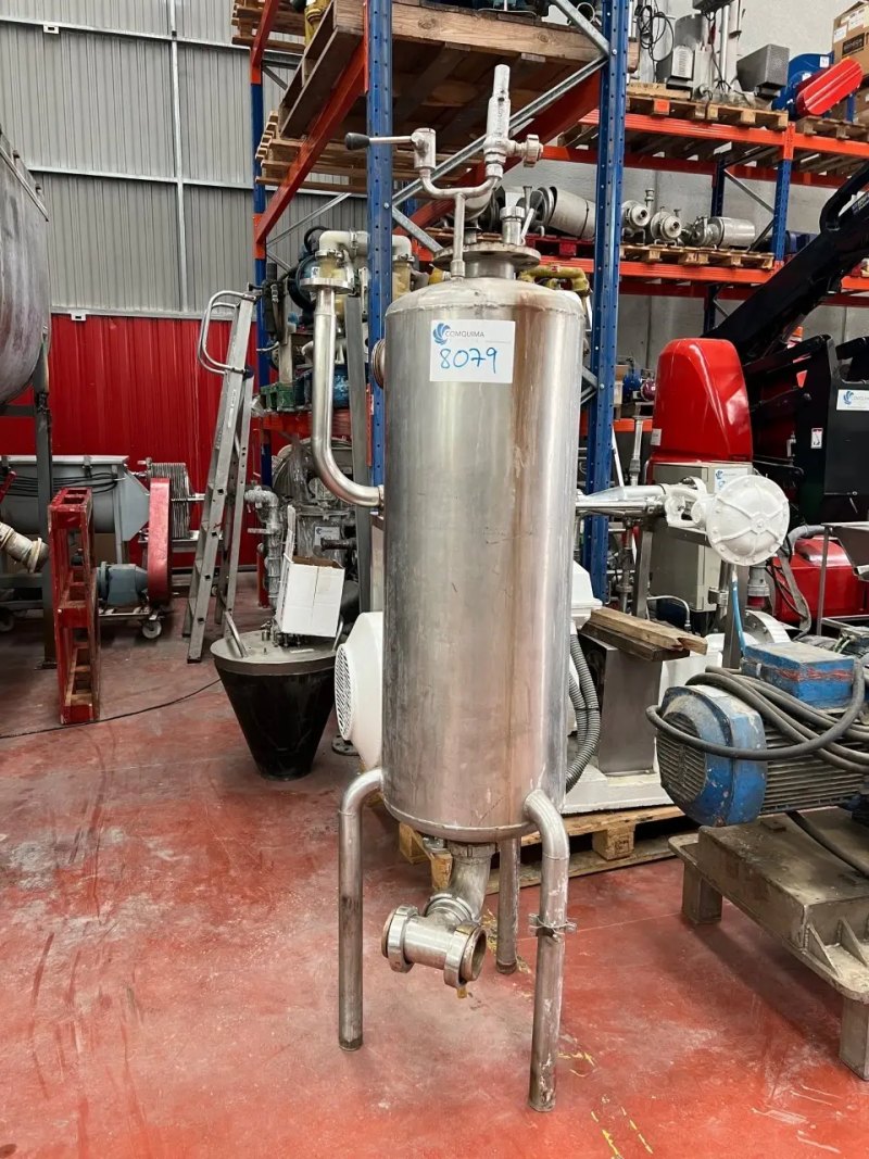 USED STAINLESS STEEL TANK 130 LITERS