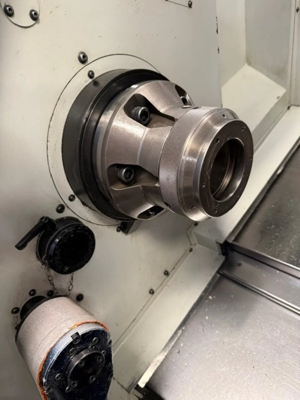 CNC Turning Machine – CMZ TA25Y