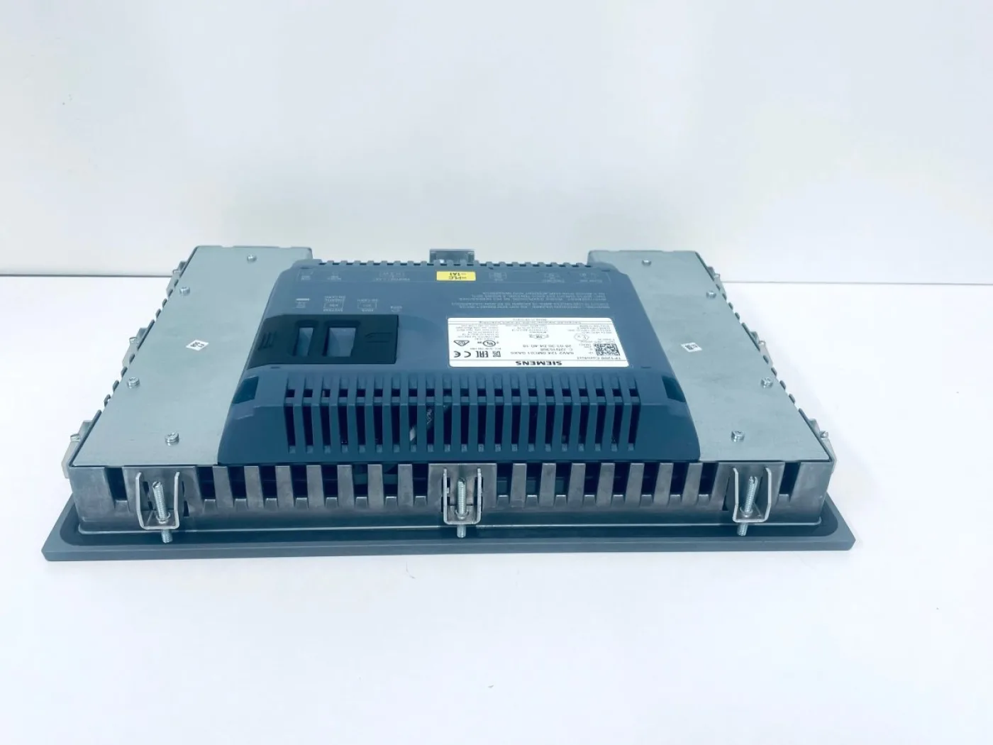 Siemens SIMATIC HMI TP 1200 Comfort 6AV2 124-0MC01-0AX0 C-J2MV8039 - 6