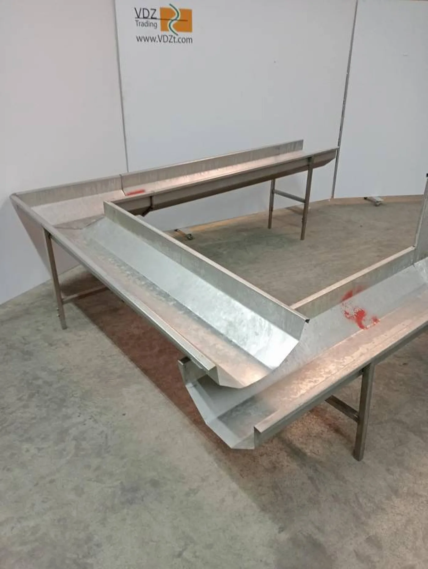 Poultry bleeding trough - 1