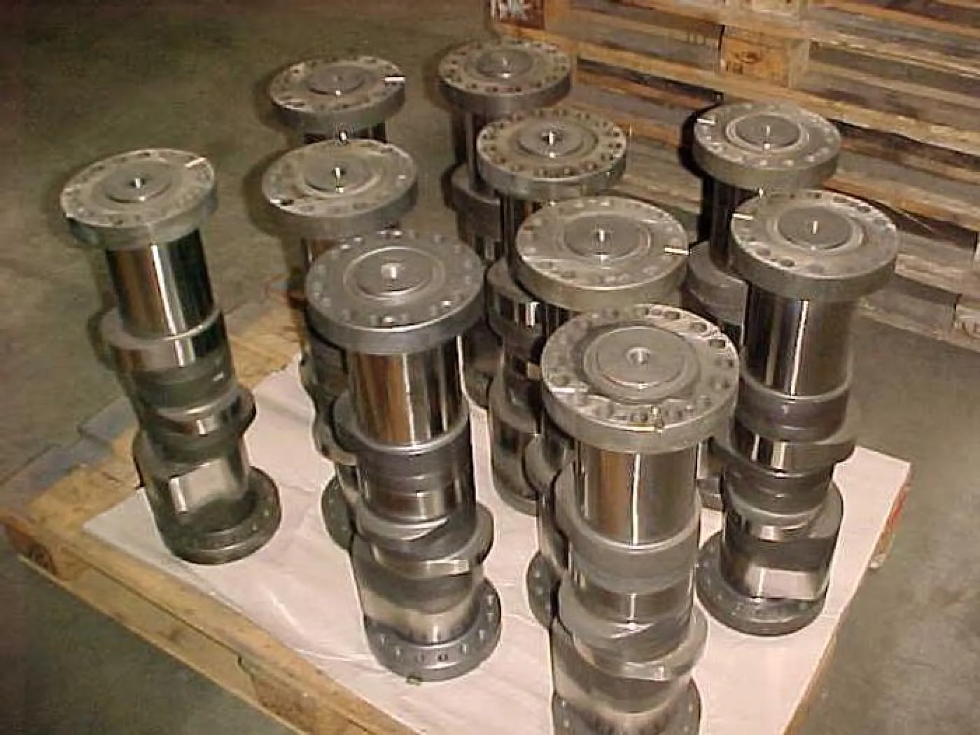 CAMSHAFT SECTIONS DEUTZ BV16M640 - 1