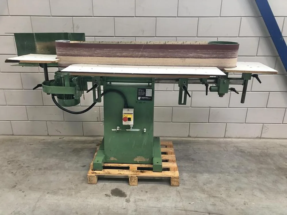 VG D-64