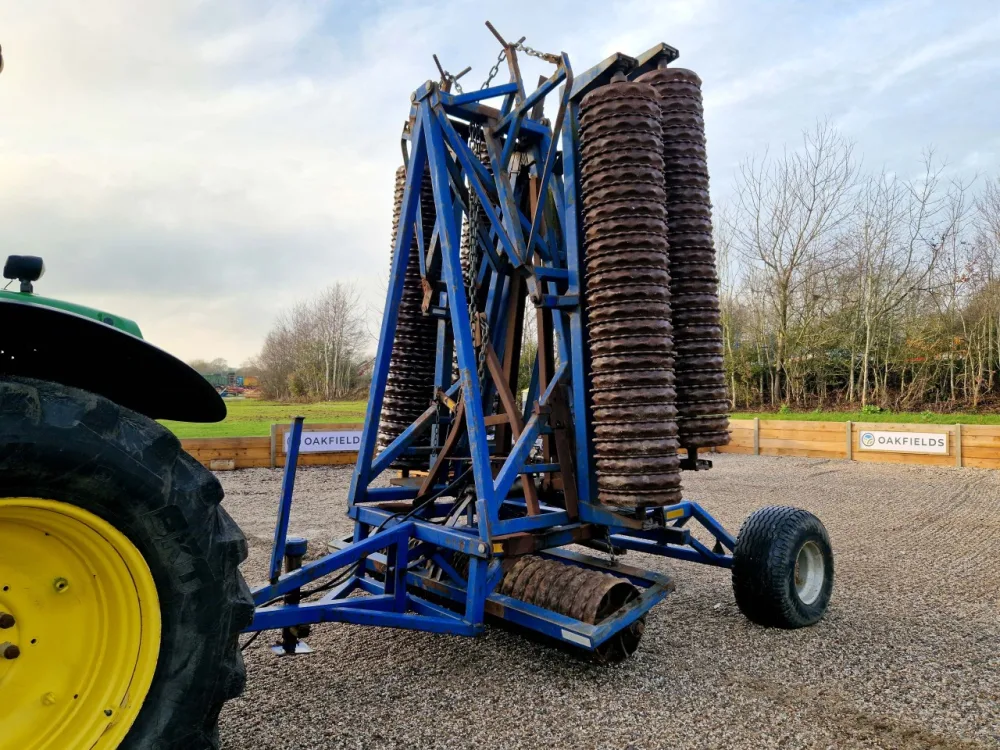 Dalbo 1220 Rollomat 12.2m Vertical Fold Rolls