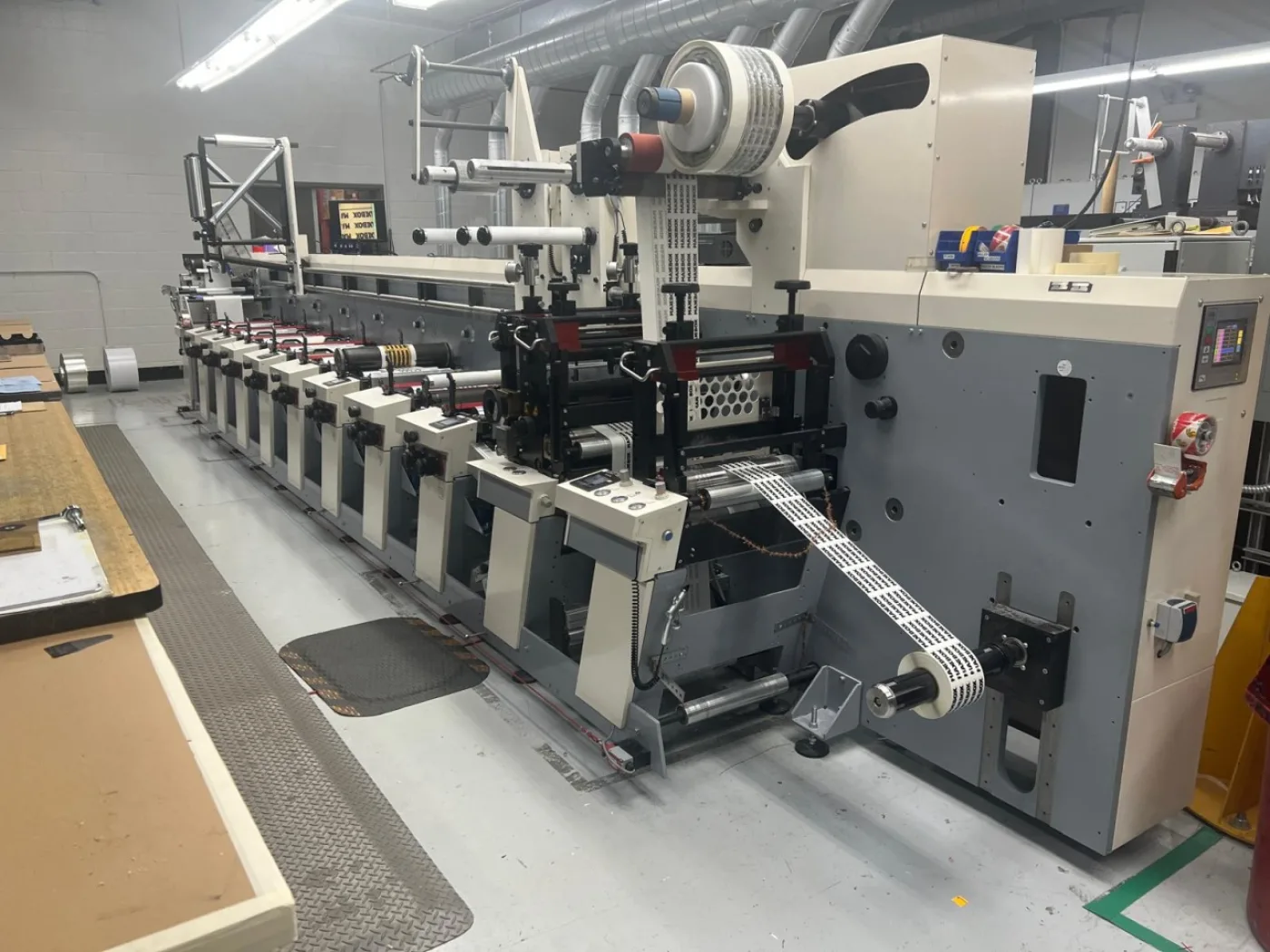 MPS EB 370 – 8 color - 1
