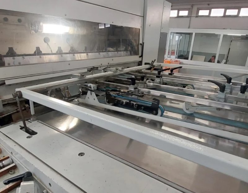 BOBST NovaCut 106e