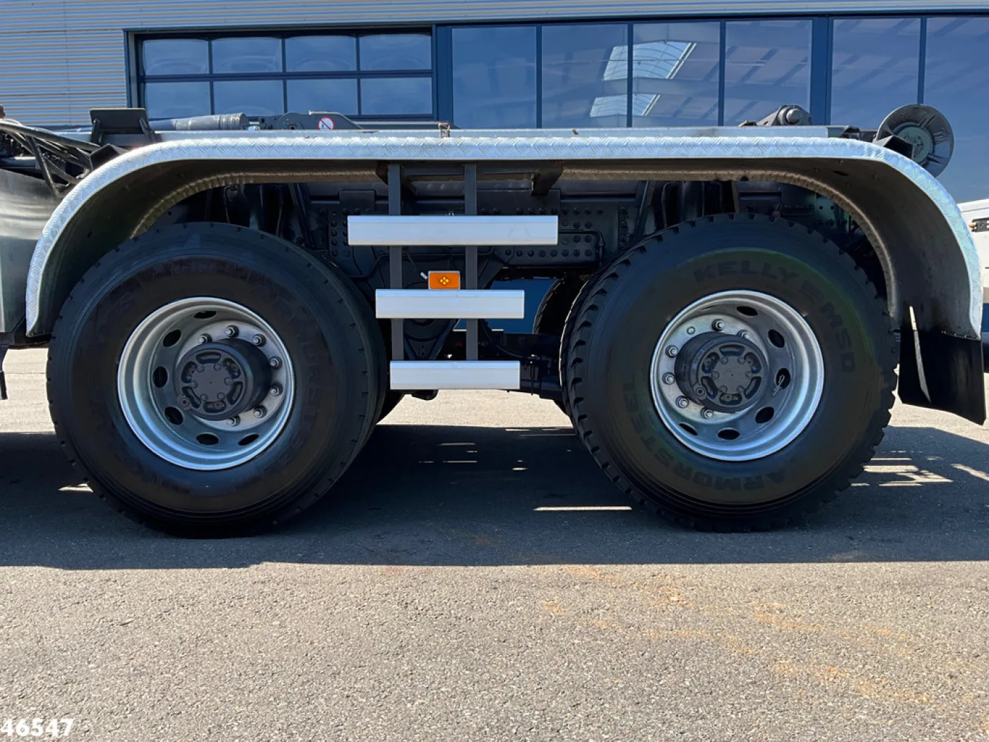 Volvo FMX 420 6x6 VDL 30 Ton haakarmsysteem Gestuurde aandrijfas! - 8
