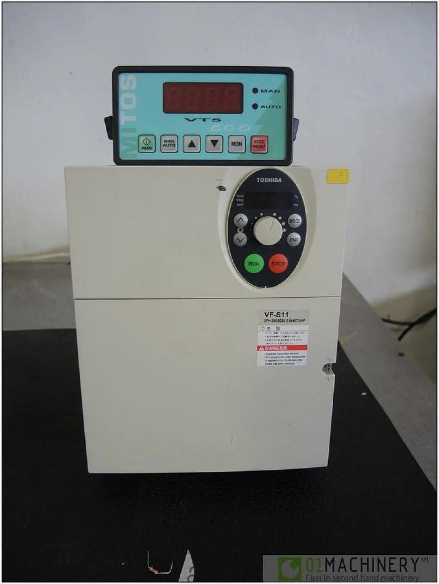 2005 TOSHIBA VFS11-4055PL-WP(2) AI2915 - 1