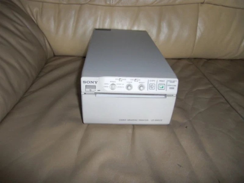 Sony UP-890-C Videoprinter (s/w)