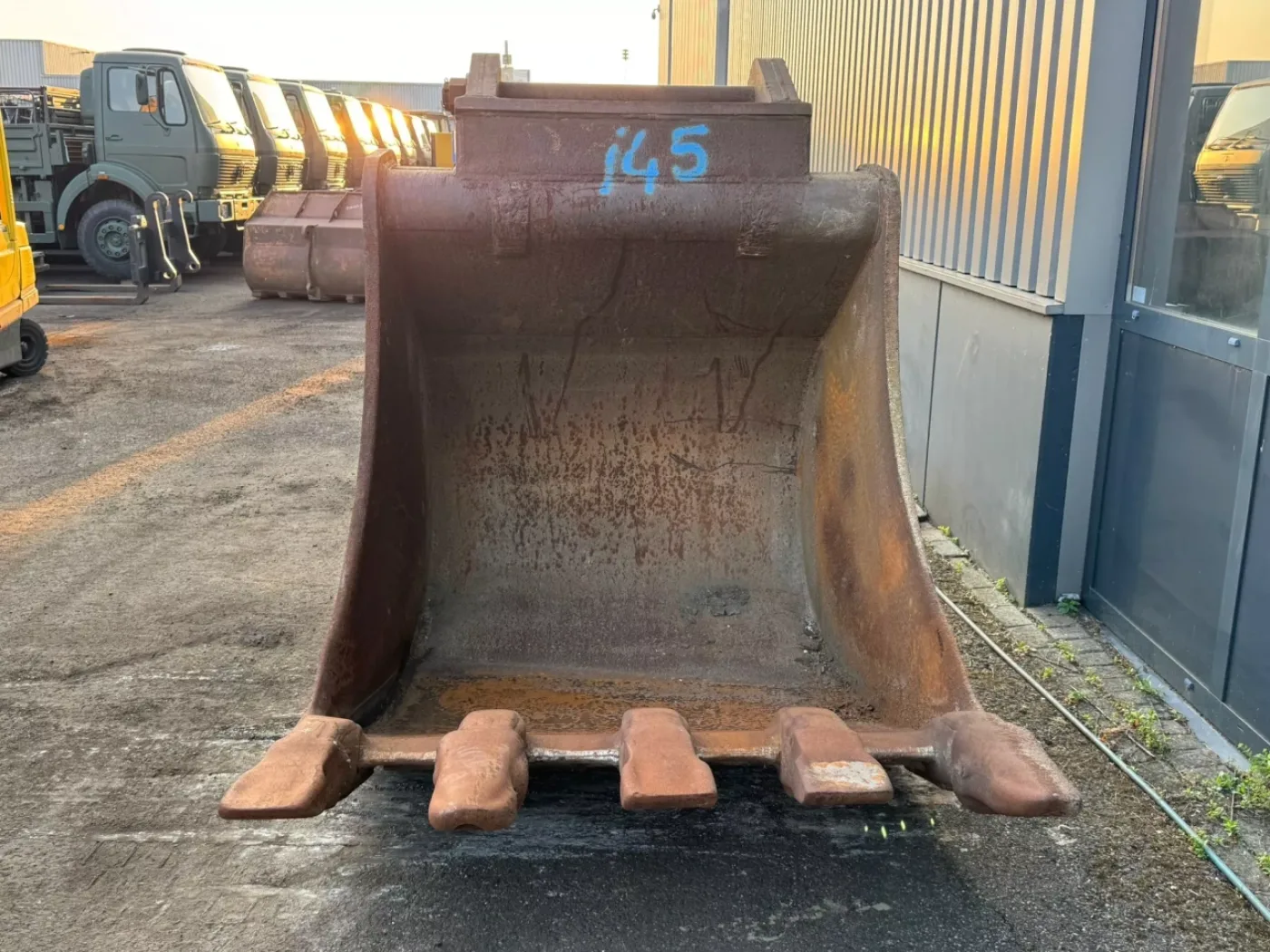 HH8-1600 HS40 - 8
