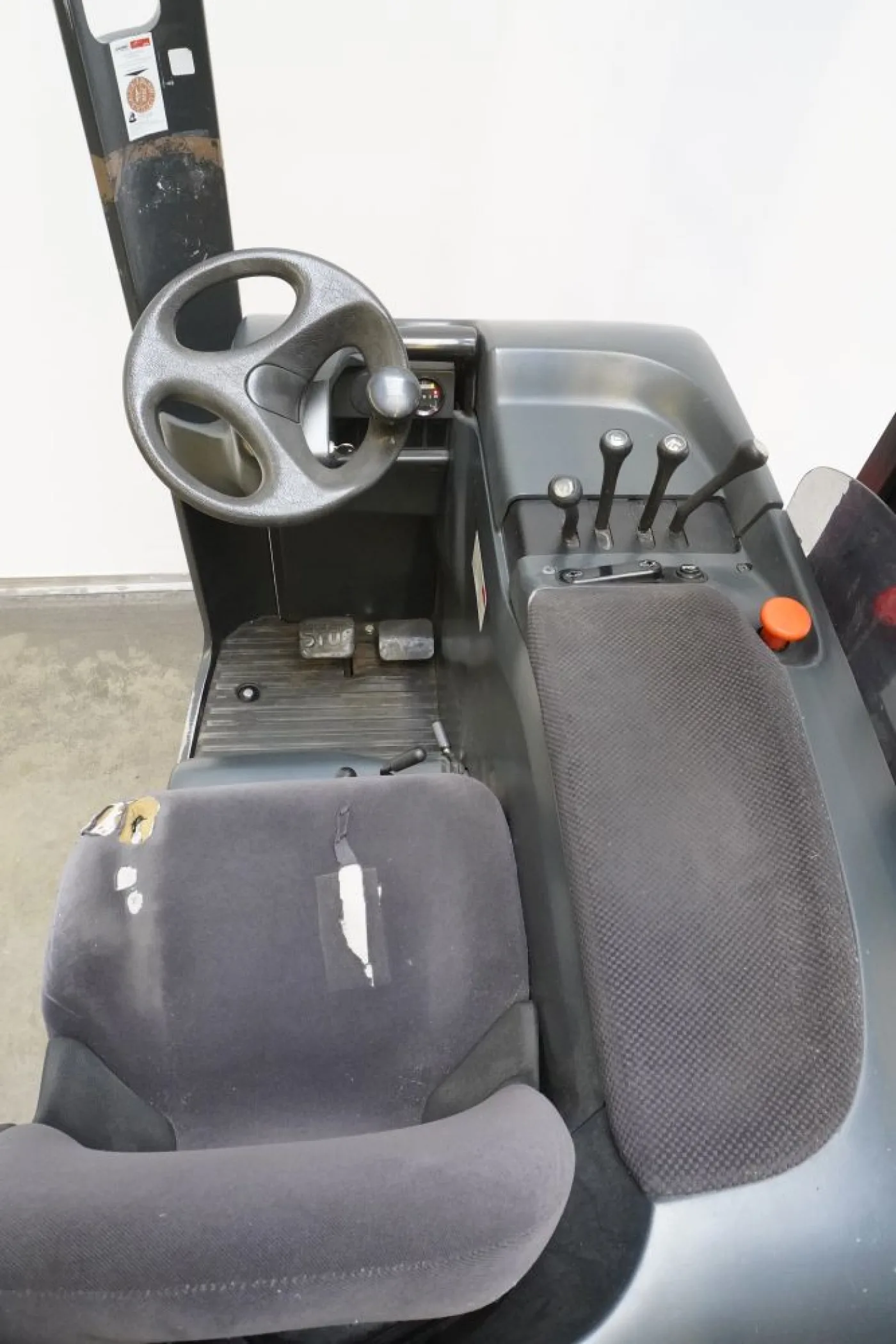 Schubmaststapler Linde R 16 113 (1995) - 2
