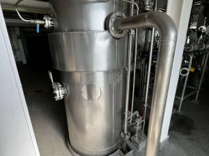 USED DISTILLATION COLUMN