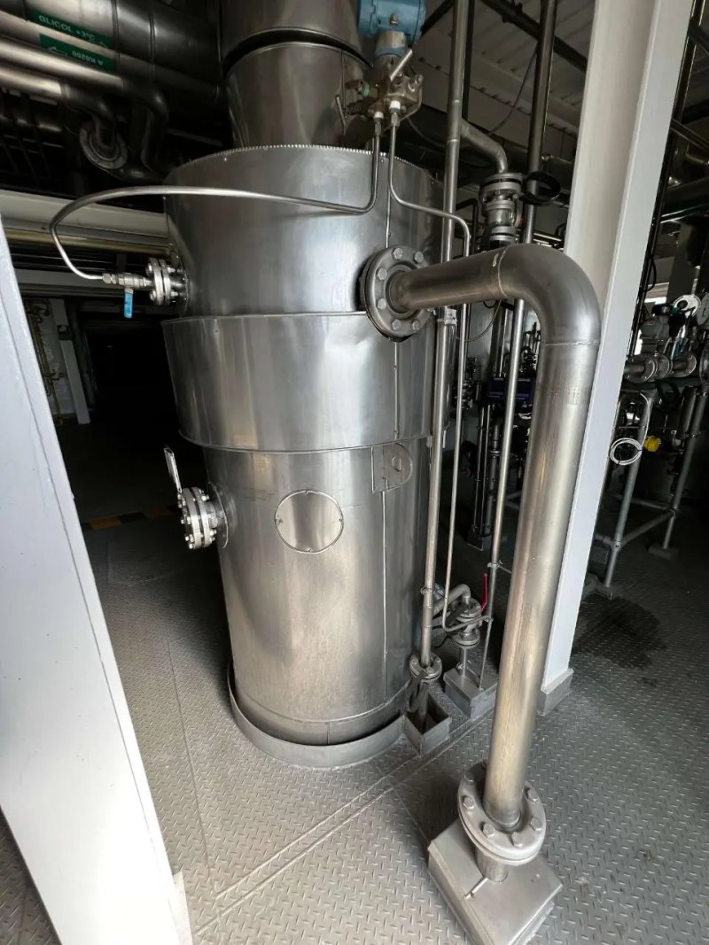 USED DISTILLATION COLUMN