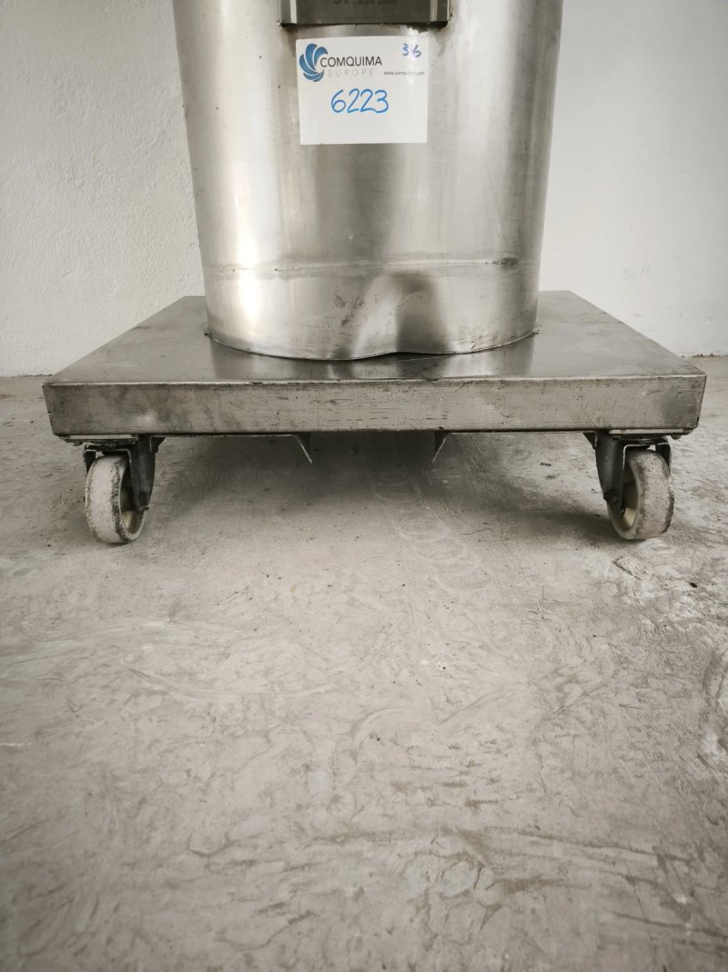 USED 200 LITER STAINLESS STEEL TANK