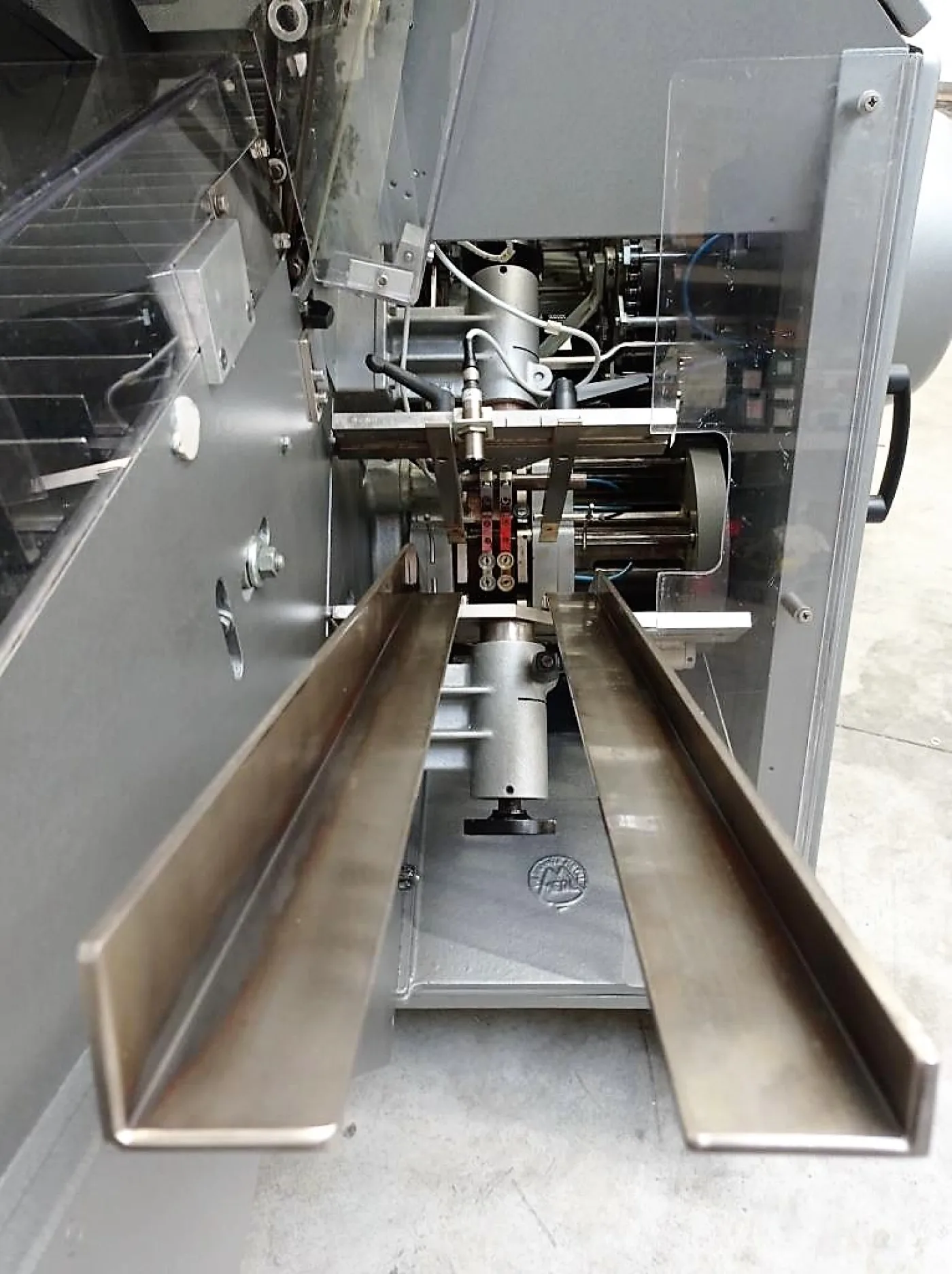 ASTUCCIATRICE AUTOMATICA ORIZZONTALE – MARCHESINI – MOD. BA 400 - 6