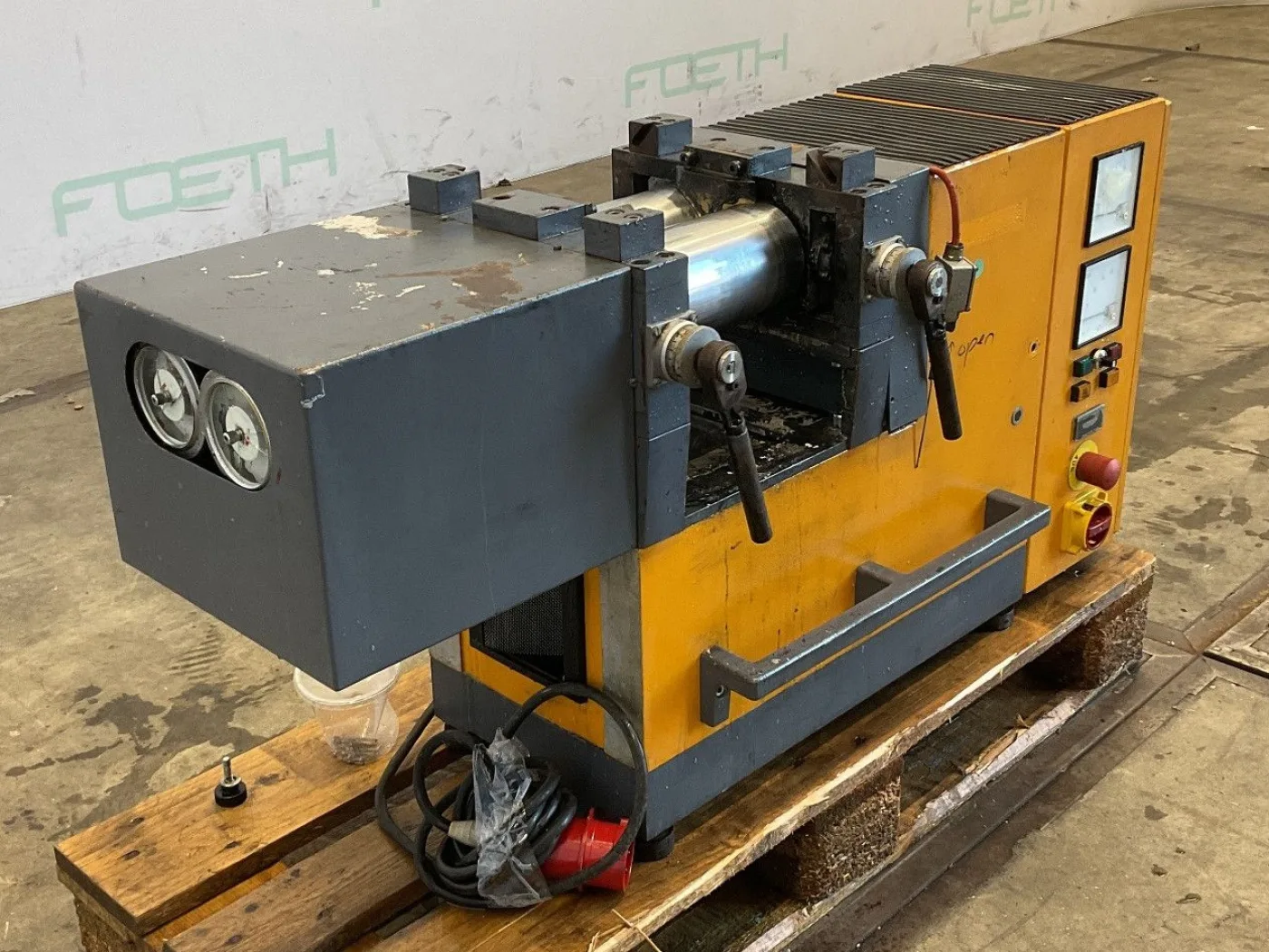 Collin Tischwalzwerke - Mixing mill - 7
