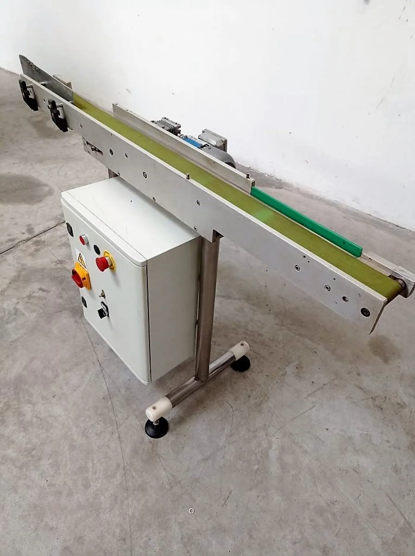 NASTRO TRASPORTATORE A TAPPETO CON INVERTER - 1