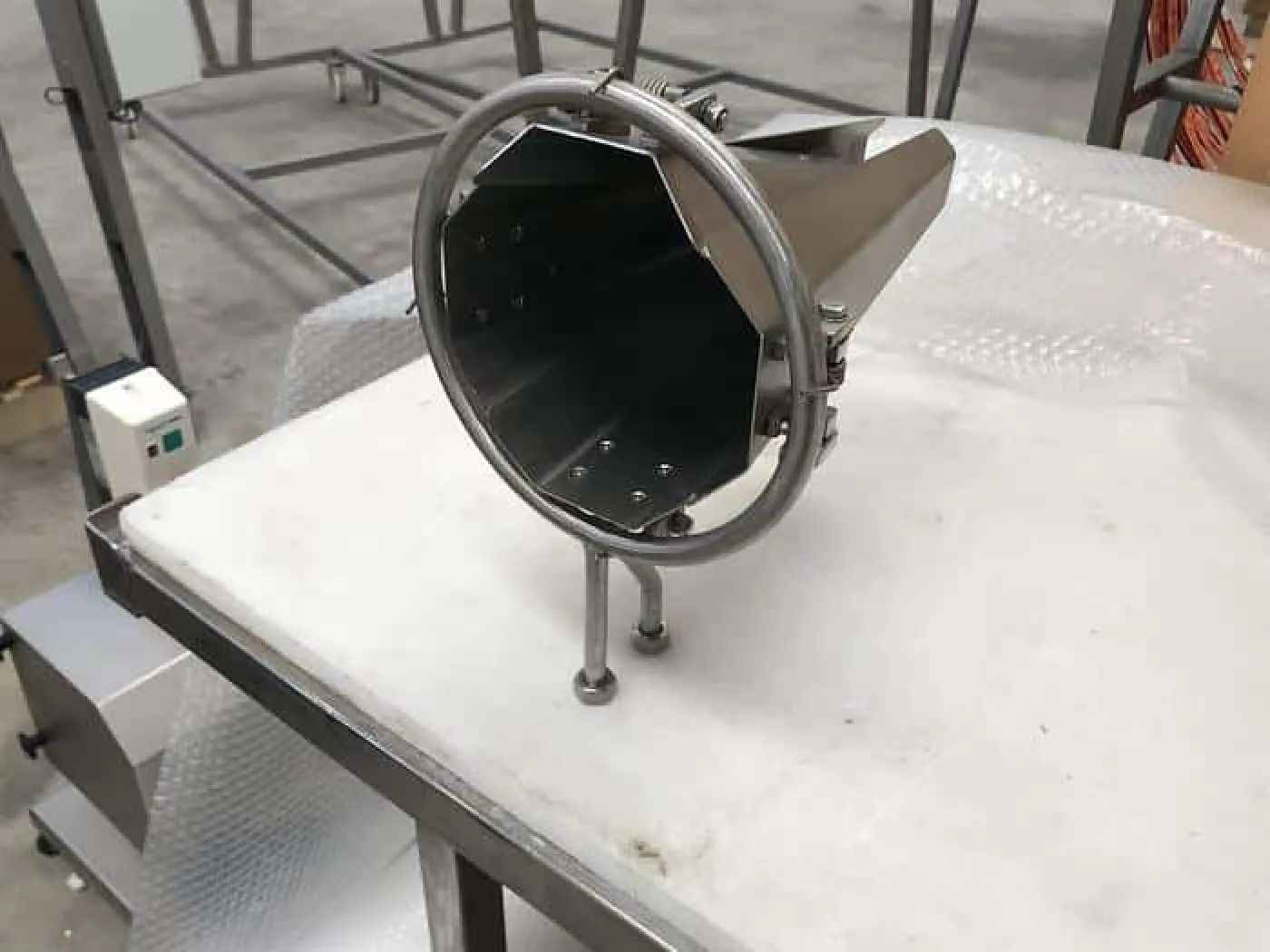 Poultry accessories small, NEW - 2