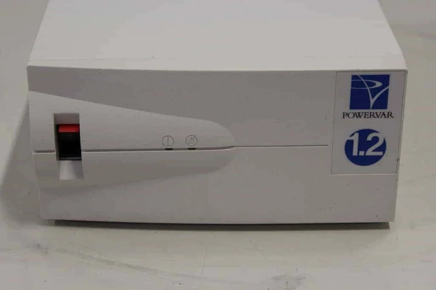 Ametek Powervar 1.2 Noodstroomvoeding - 1
