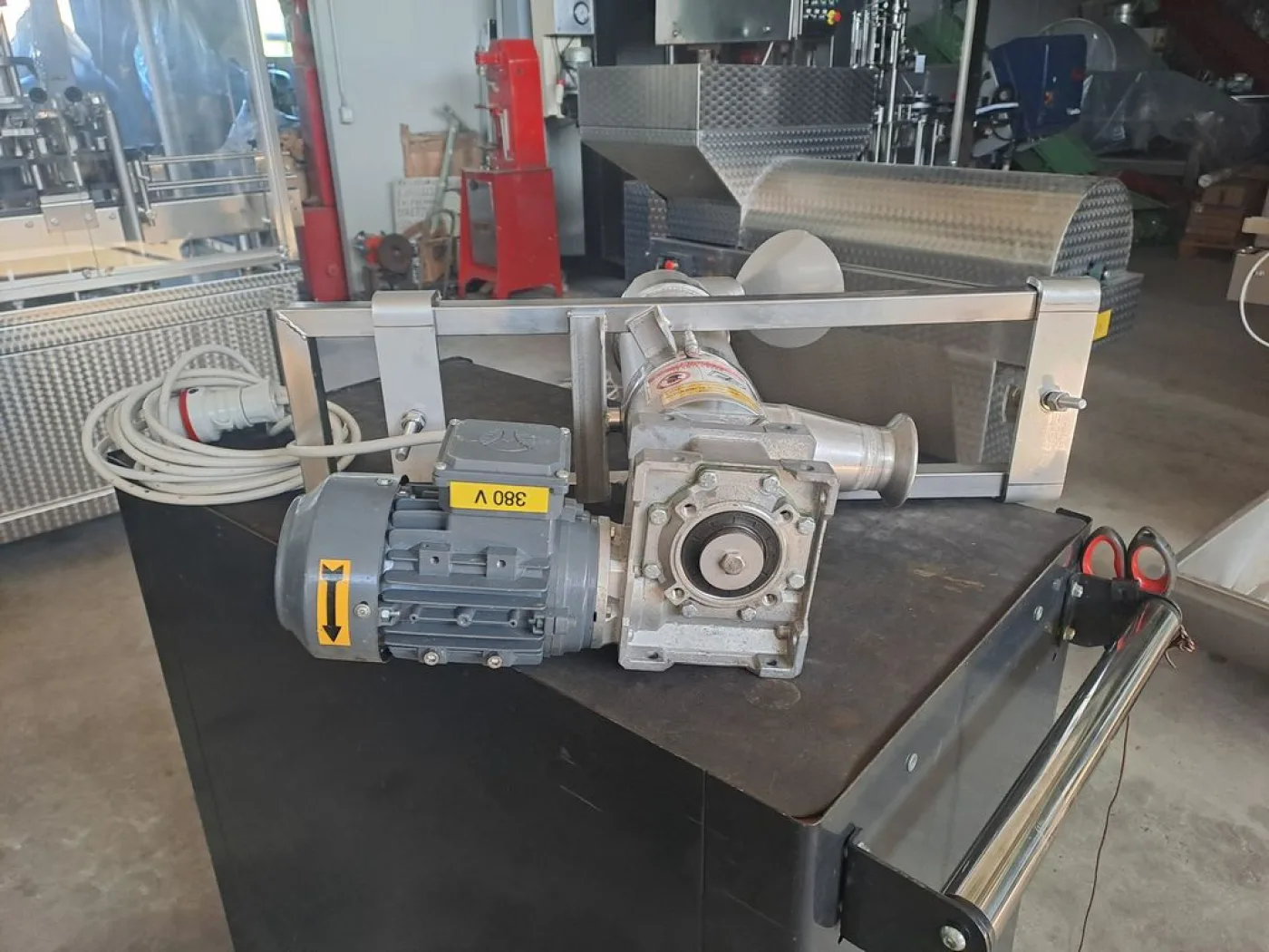 MOTORIZED ROTATING SPRAYERS FIRM VELO, SECOND HAND EQUIPMENT - 7