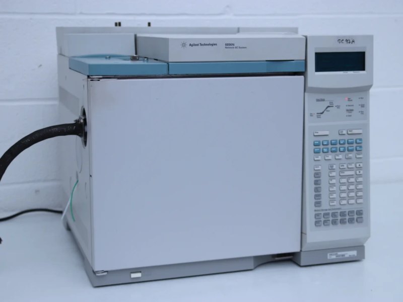 Agilent 6890N Net Gas Chromatograph