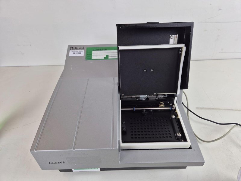 Biotek ELx808 Plate reader