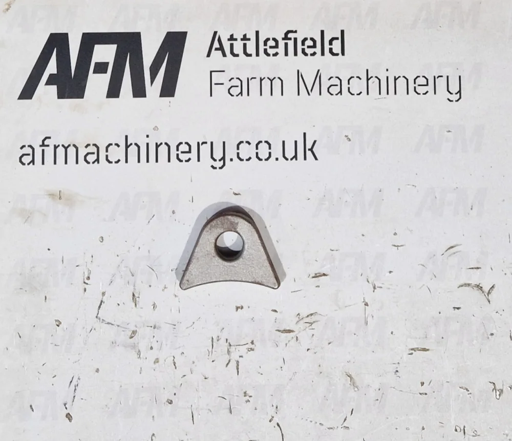 McConnel 1062116 Lug