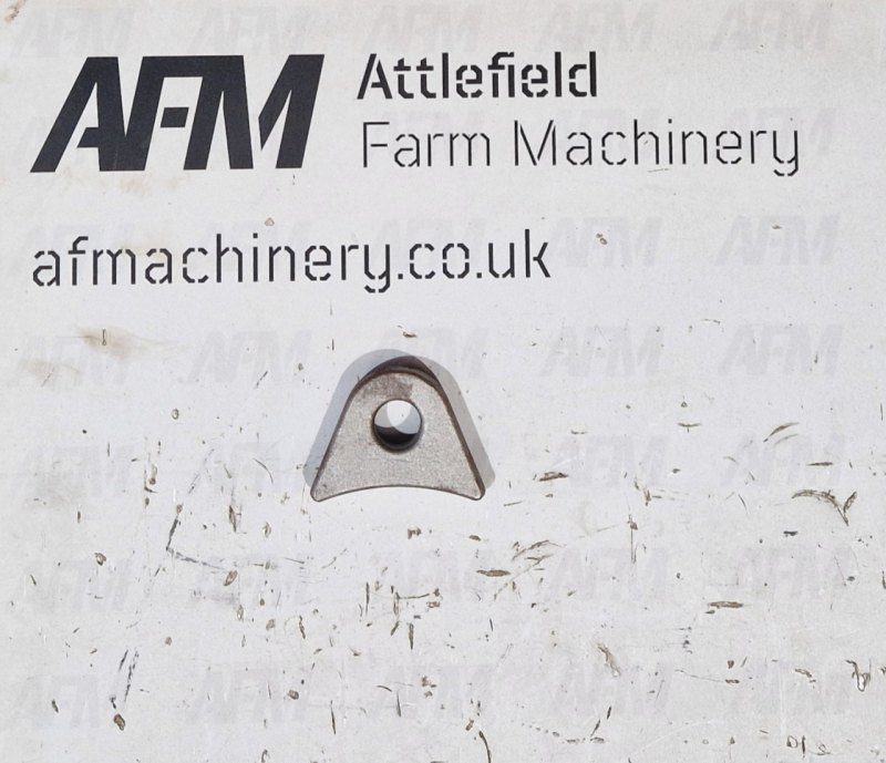 McConnel 1062116 Lug