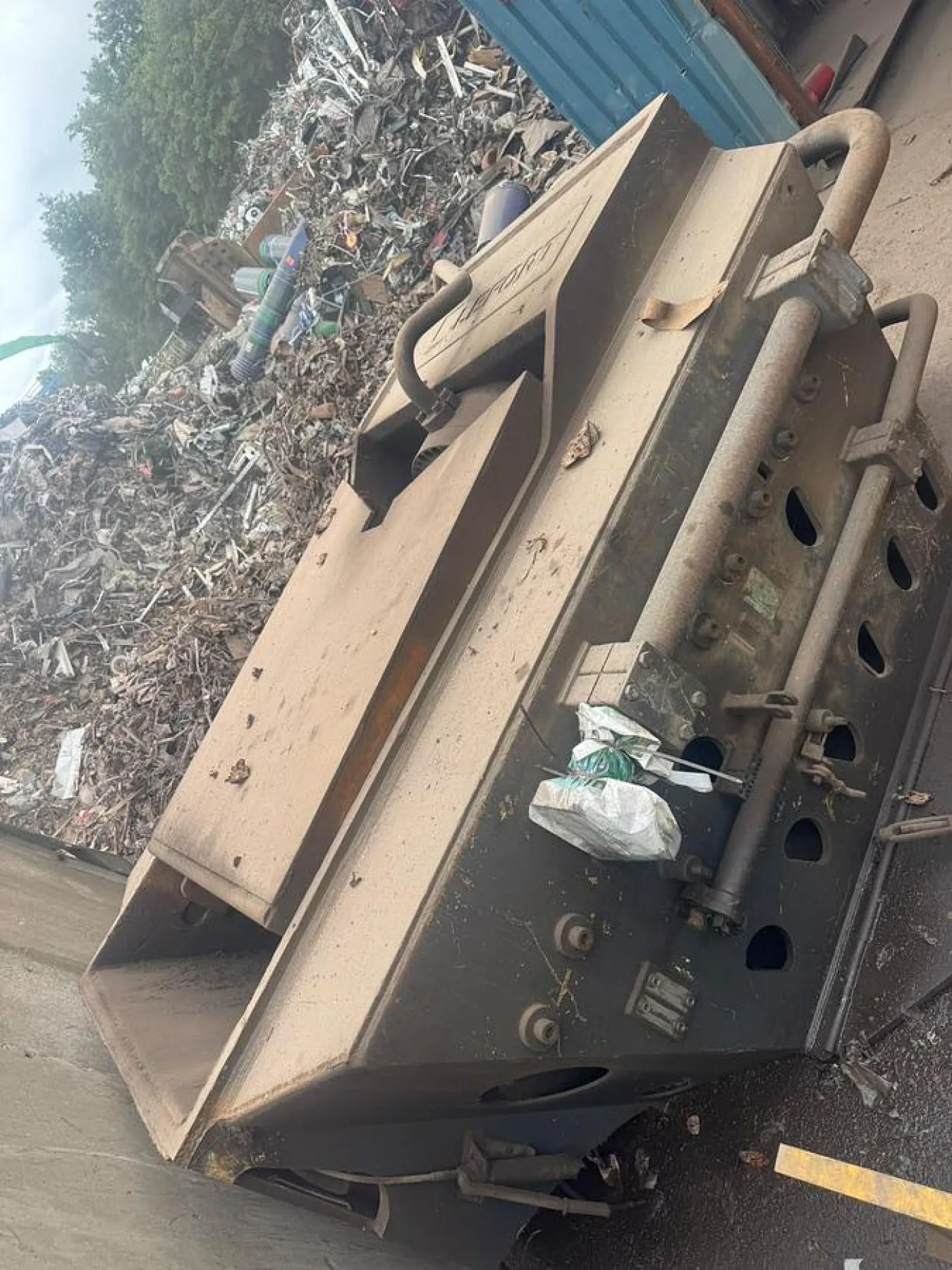 2019 Lefort Trax 1000 Tracked Shear Metal Baler - 3