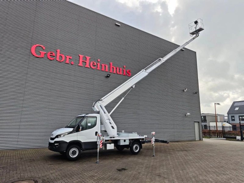 Iveco Täglich 35-120 Multitel MT 270