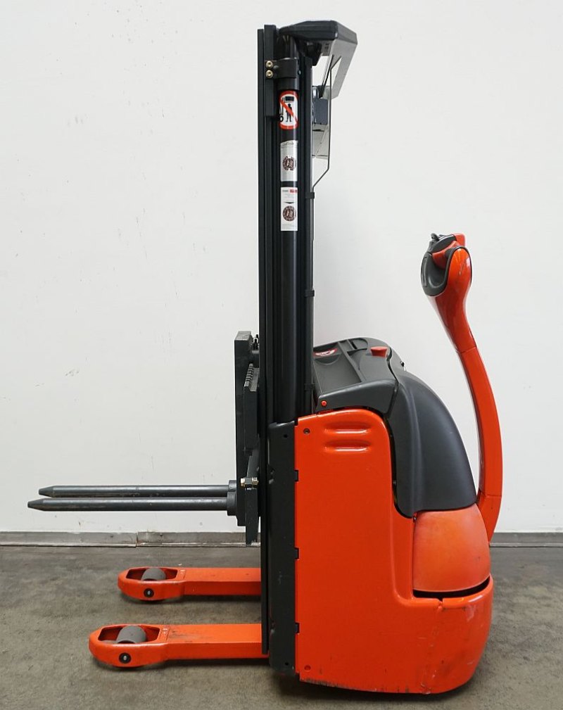Hochhubwagen Linde L 10 379 (2007)