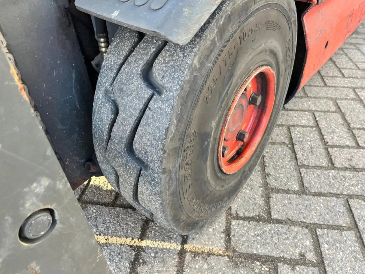 Linde E30-02 - 5