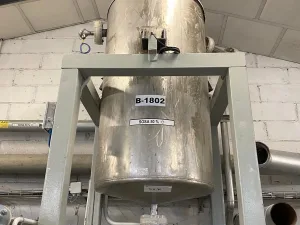 USED STAINLESS STEEL TANK 600 LITERS
