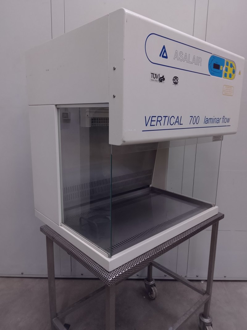 CAPPA A FLUSSO LAMINARE VERTICALE – ASAL – MOD.VERTICAL 700