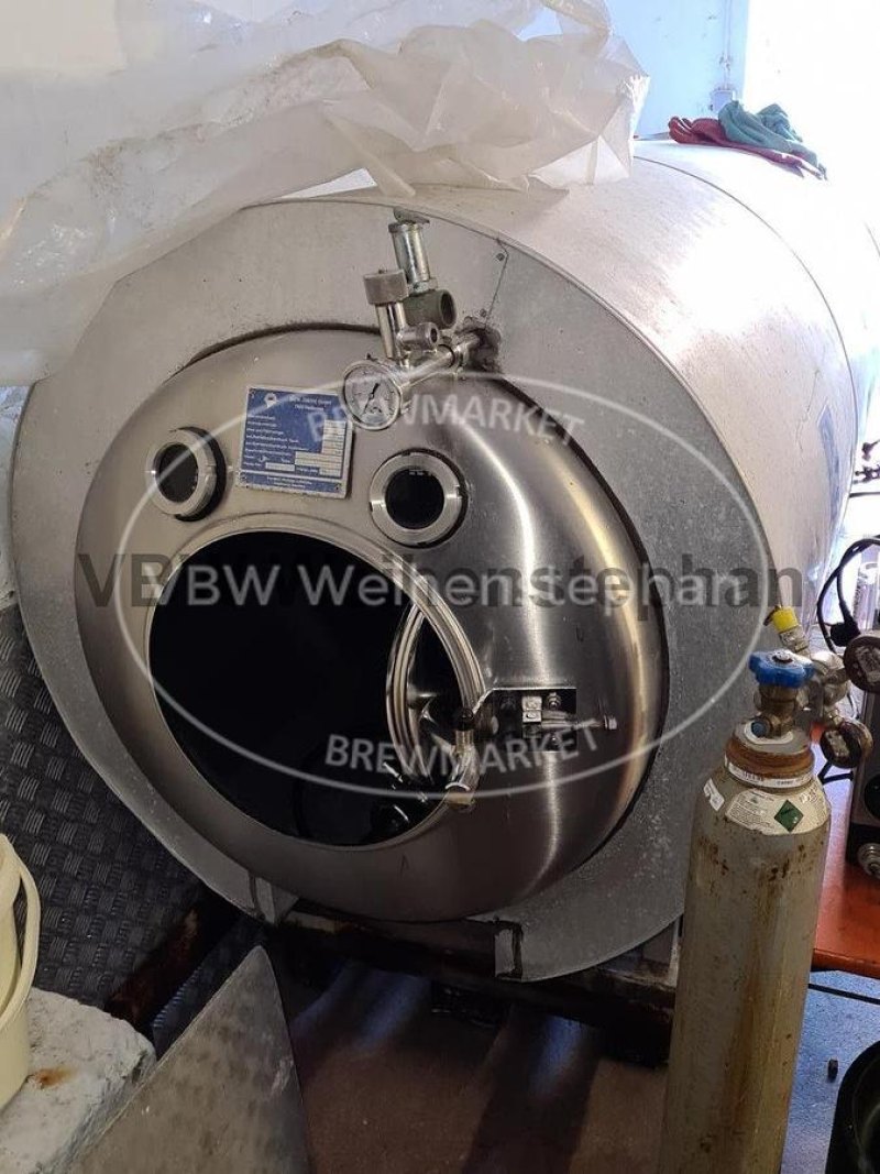 Storage tank