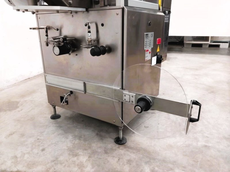 ETICHETTATRICE BOLLINATRICE – NERI – MOD. SL400V