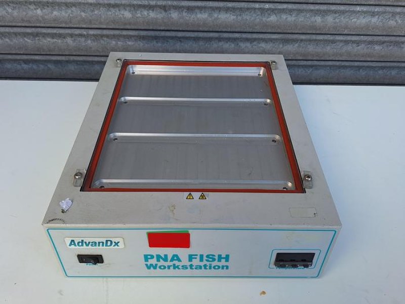 AdvanDx PNA Fish Workstation Dry Bath Incubator