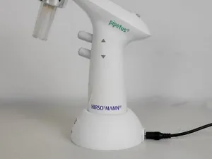 Hirschman Pipetus 100 Rechargeable Pipette Controller