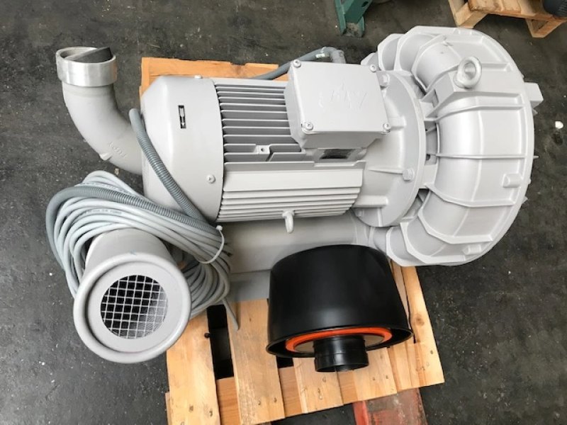 G. Denver Rietschle SAP 530 side channel compressor pump