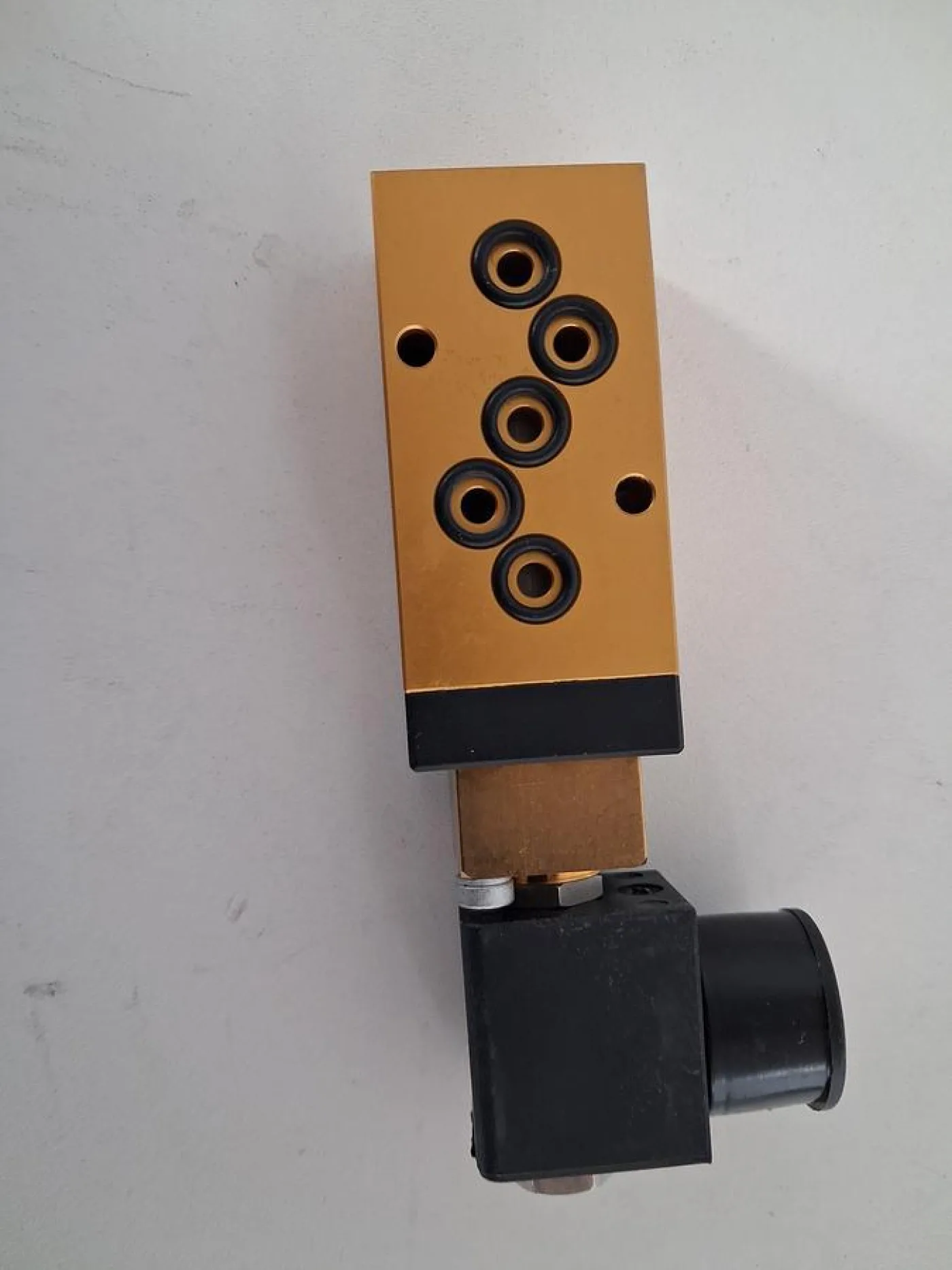 Parker Lucifer 341L9201 Magnetventil 5/2-Wege DN4 24 VDC - 3