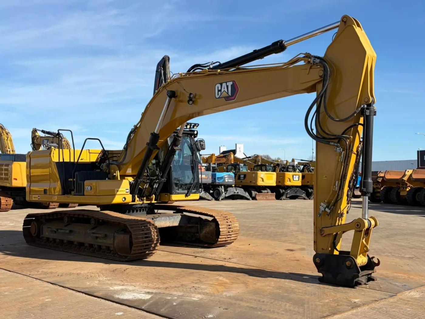 Caterpillar 330 - 6