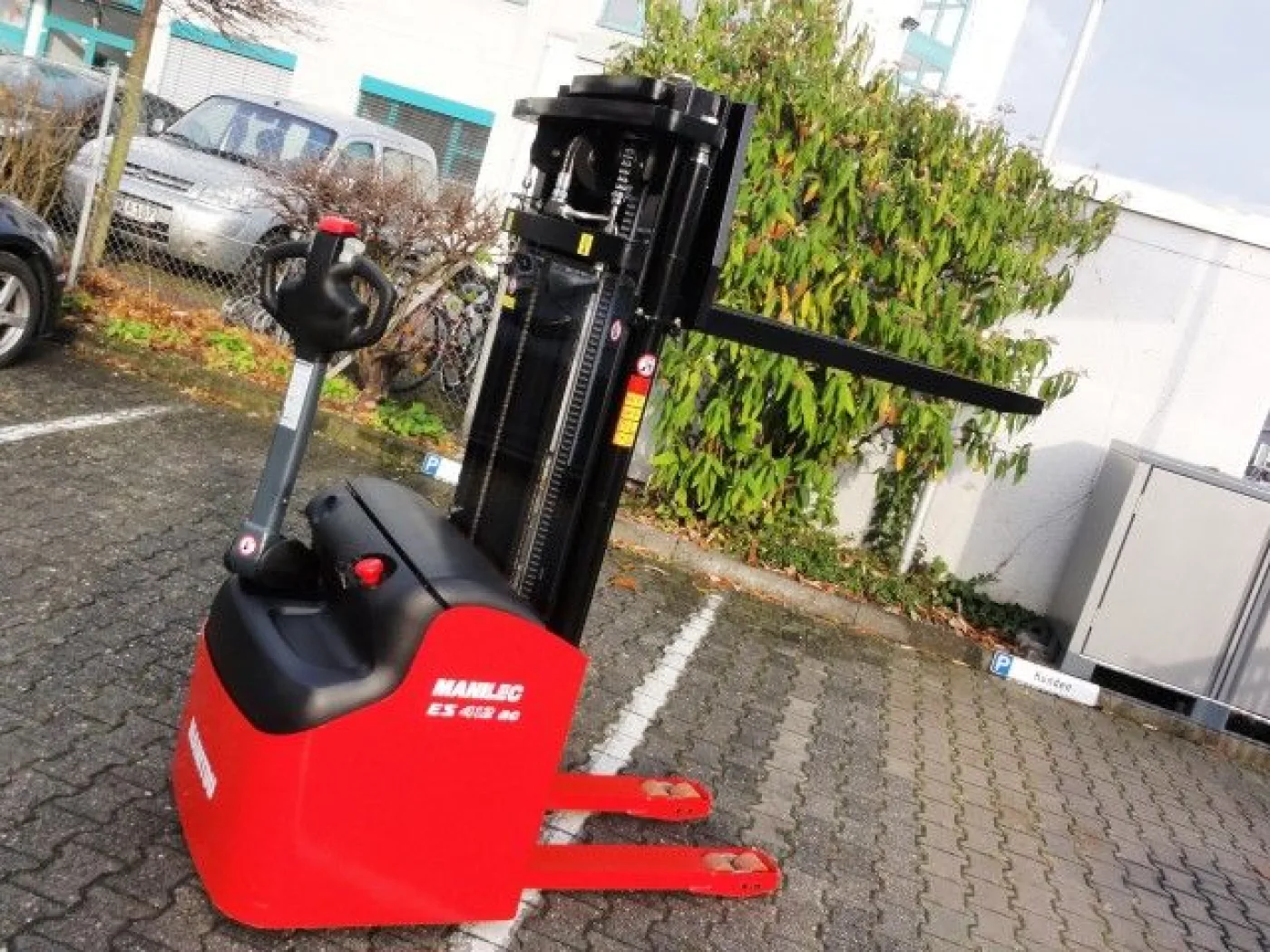 Manitou Hochhubwagen ES 412 - 8