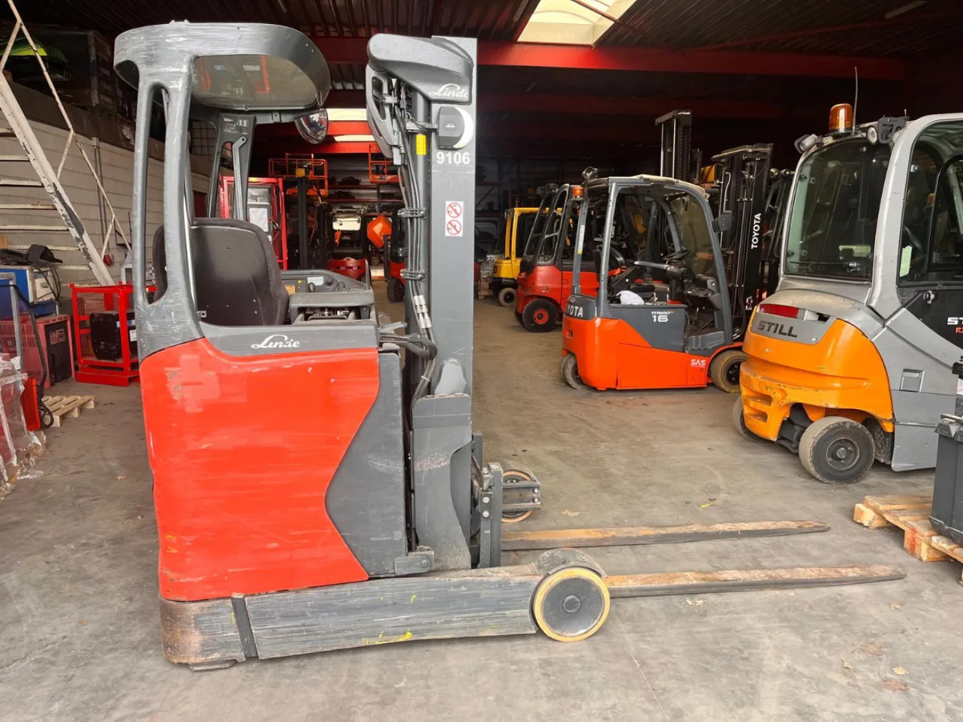 Linde R12B- 01 - 2