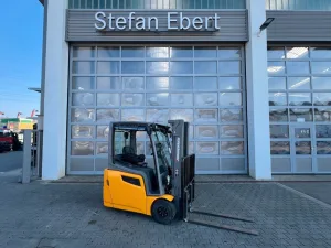 Jungheinrich EFG 218 / Triplex 4.30m / SS / nur 1.738h