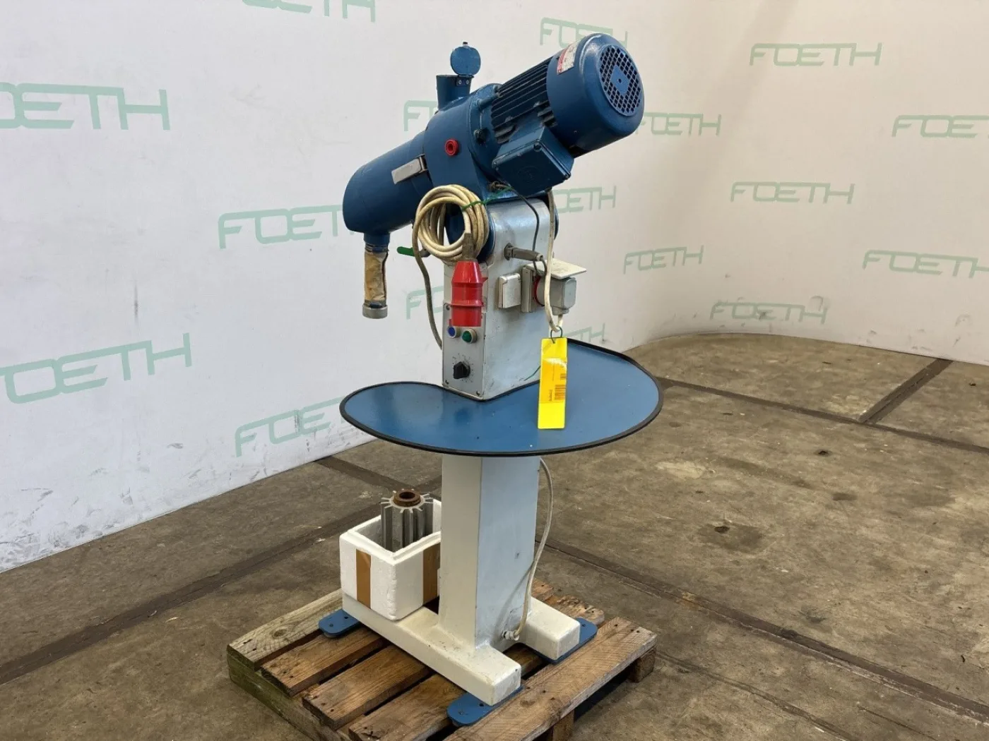 Retsch Haan TM 1 Tangential Mill - Roll breaker - 4